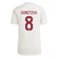 Bayern Munich Leon Goretzka #8 Tredjedrakt 2023-24 Kortermet